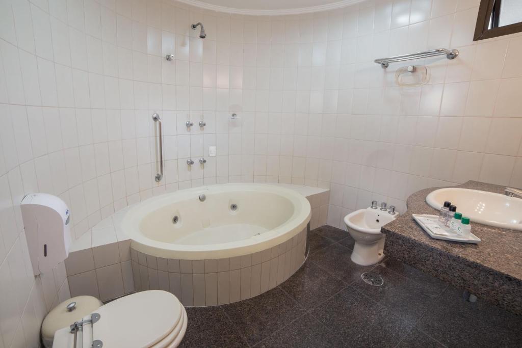 Cardum Hotel photo 2