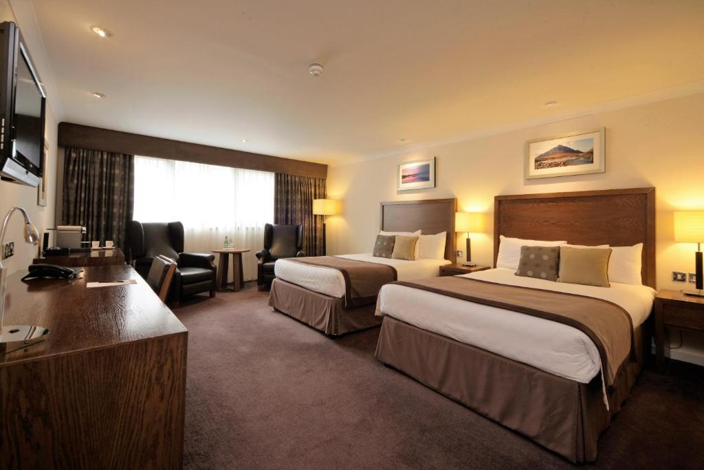 The Aberdeen Altens Hotel - Tap to explore photos