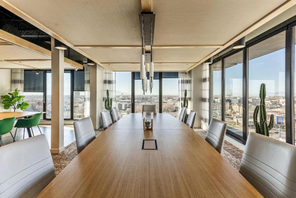 DT Studio Gym Pool Table 11th Floor Parking - Tap to explore photos