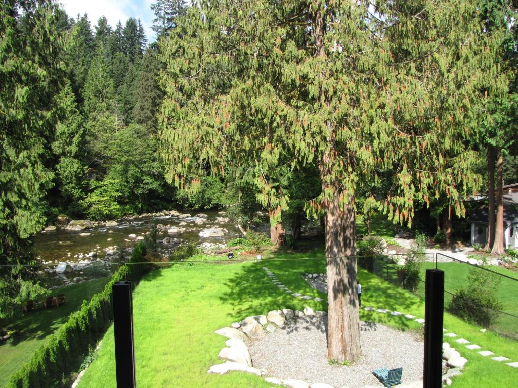 Riverfront Bed and Breakfast photo 4