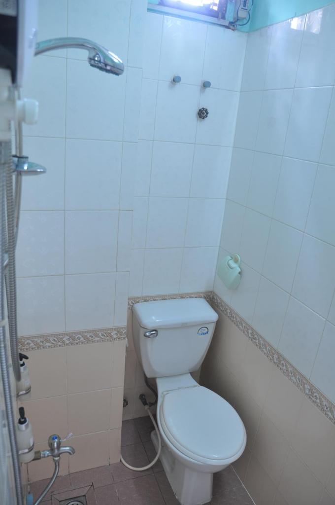 Двухместный (Стандартный двухместный номер с 1 кроватью - Без окна), Ha Vy Hotel