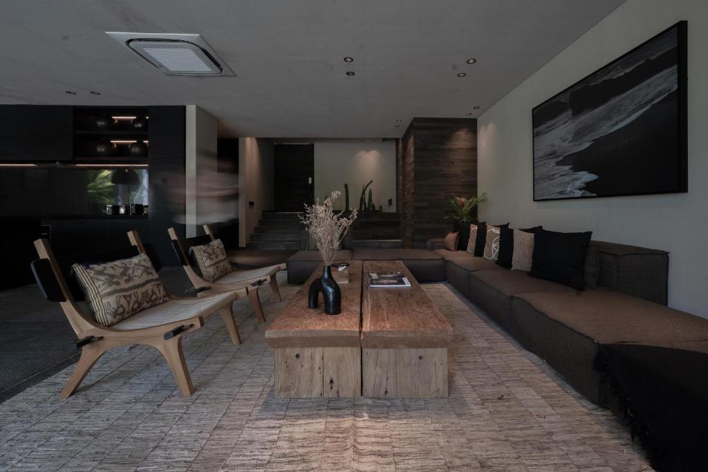Black Villas Canggu Beach by OXO - Tap to explore photos