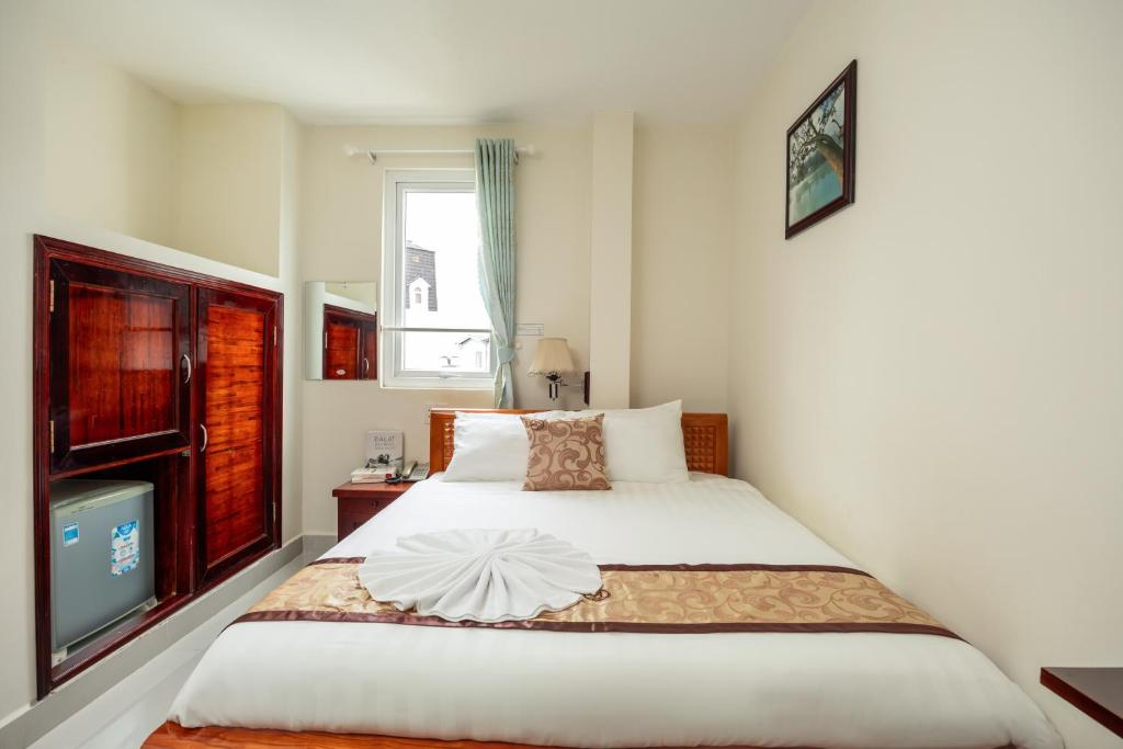 Doi May Da Lat Hotel Room Type - Deluxe Double - City View