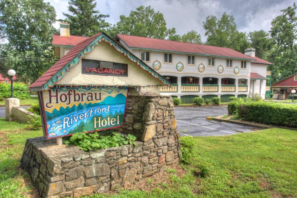 Hofbrau Riverfront Hotel photo 4