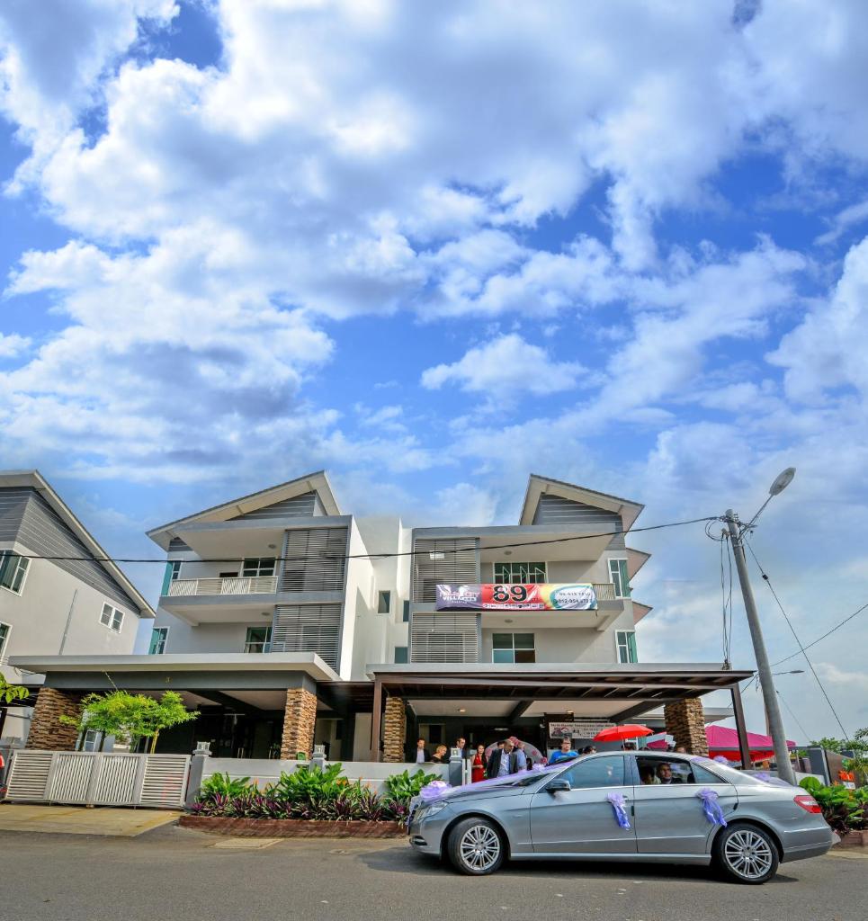 Palm City Villa photo 1