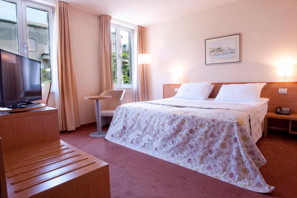 Двухместный (Стандартный двухместный номер с 1 кроватью), Hotel Jadran