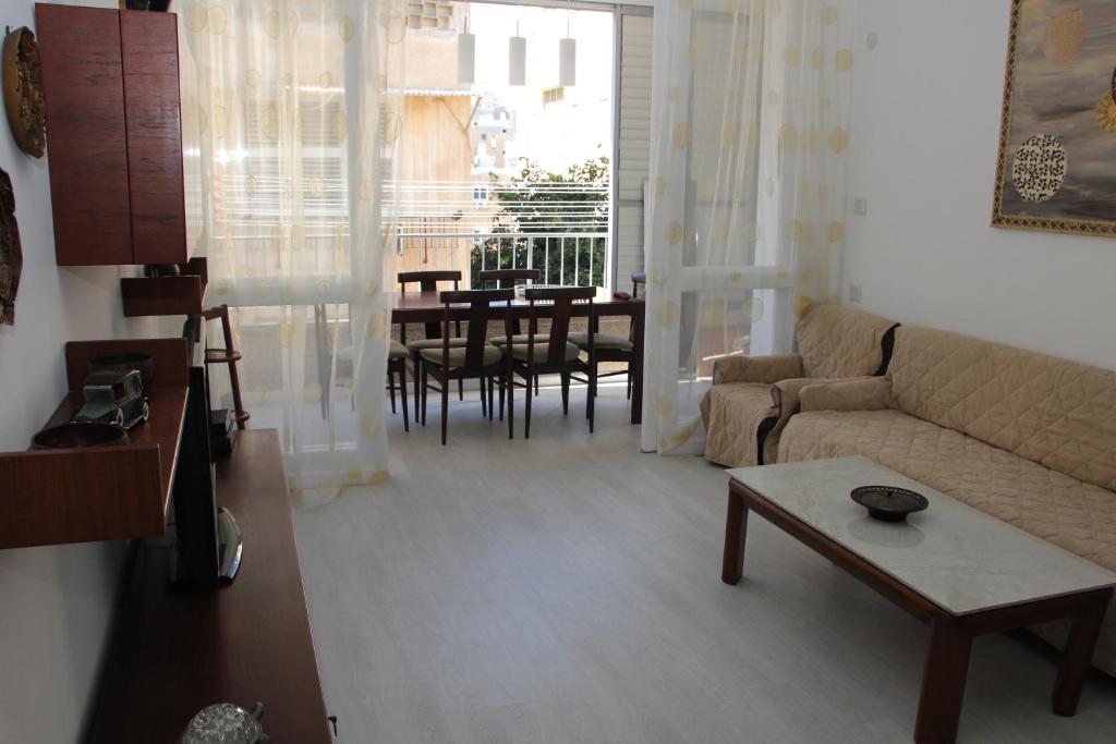 Marina's Home By The Sea photo 4