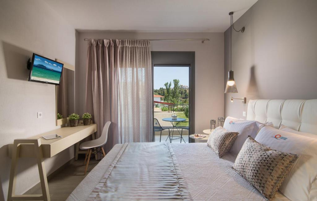 Paradise Maisonettes