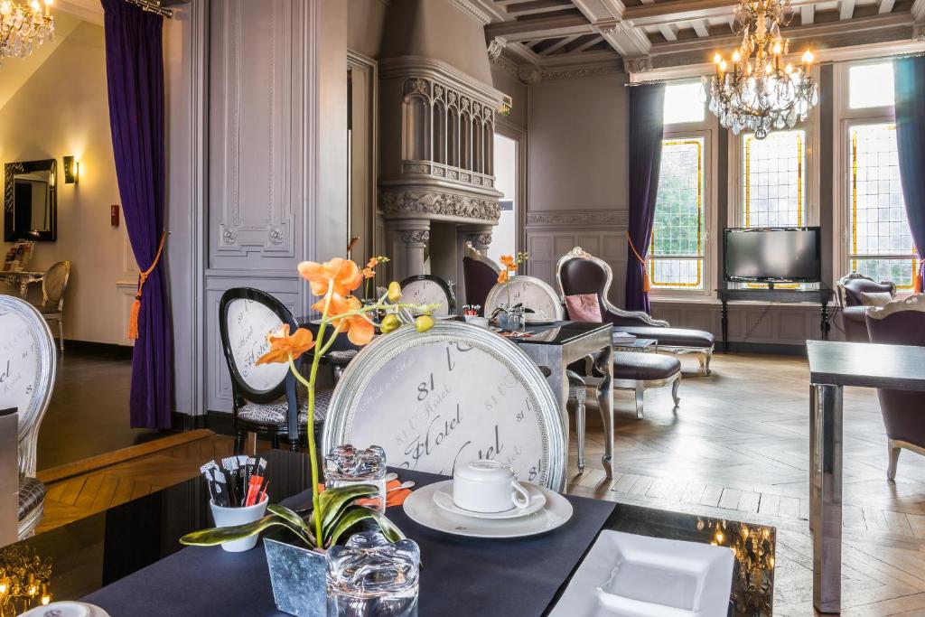 Villa 81 - 바/라운지