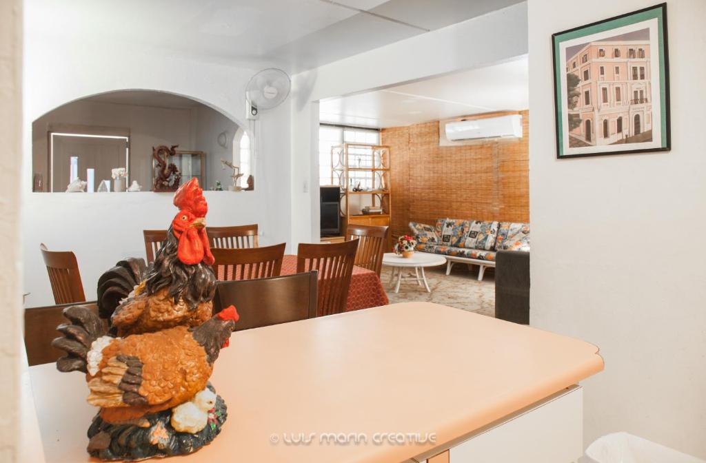 Safe Quiet Apartments Near Airport photo 3
