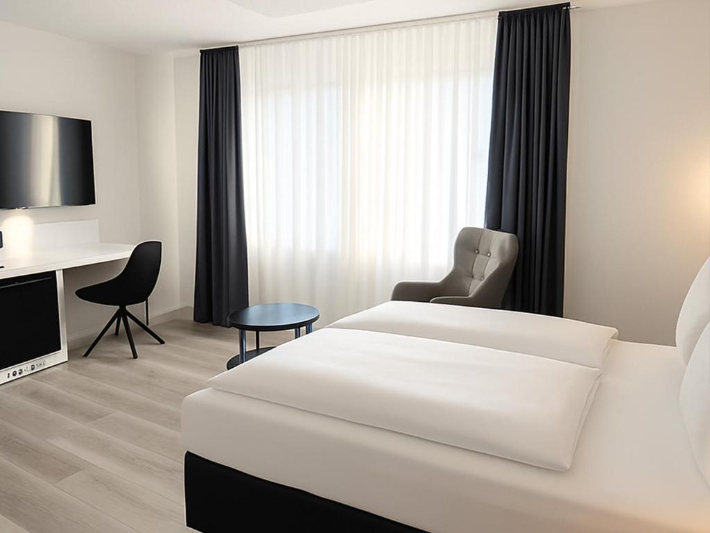 Dormero Hotel Dessau-Rosslau - Tap to explore photos