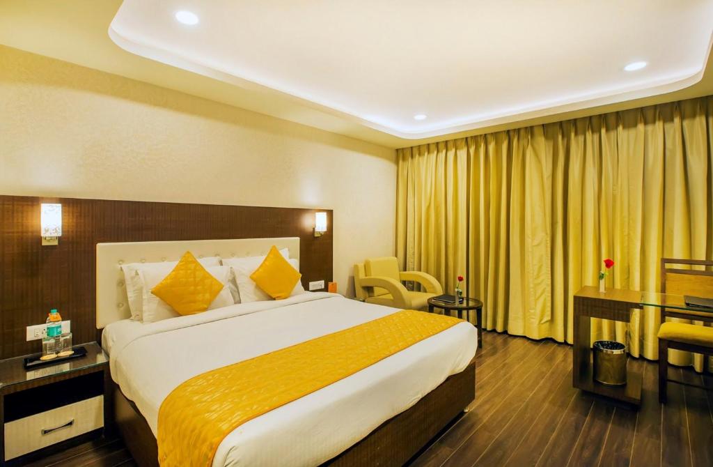 Двухместный (Двухместный номер Делюкс с 1 кроватью), Hotel Kapish Smart-All Pure Veg