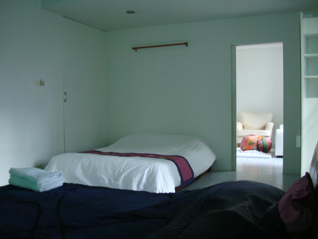 Сьюит (Полулюкс), Oriental Smile BnB