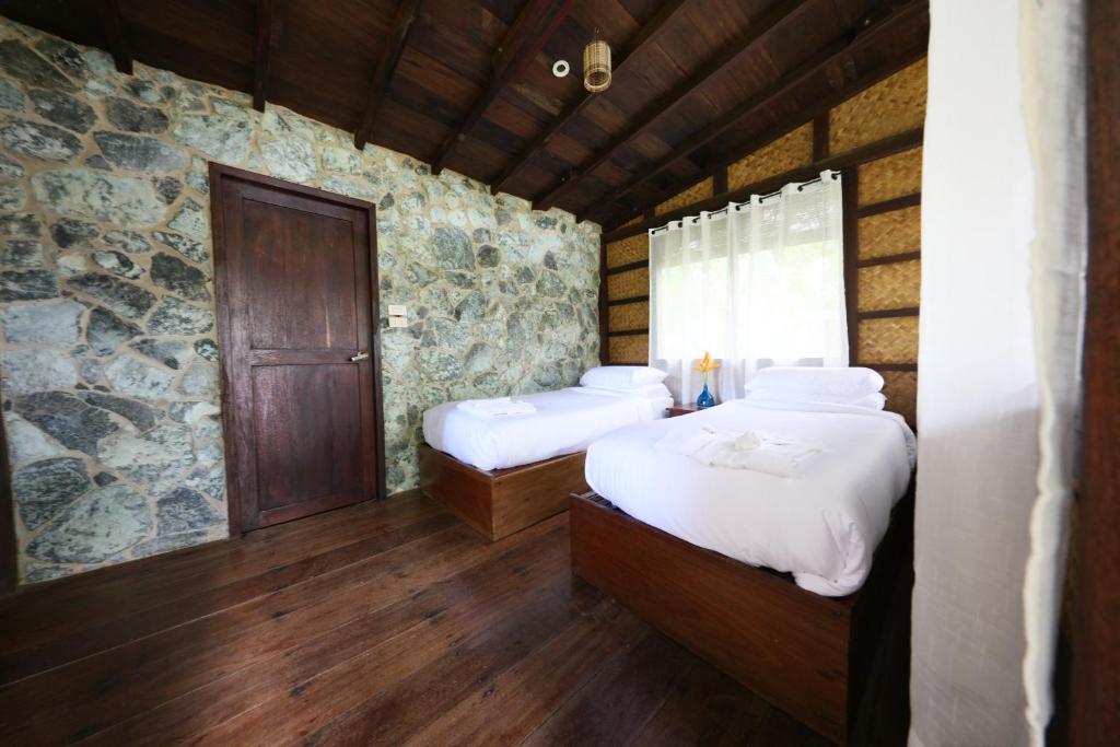 Kiao Beach Palawan Room Type - Superior Double or Twin Room with Sea View Kiao Beach Palawan Room Type - Superior Double or Twin Room with Sea View