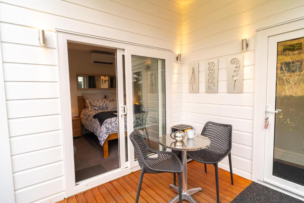 Two Rivers Ohakune - Boutique Bed and Breakfast - Tap to explore photos