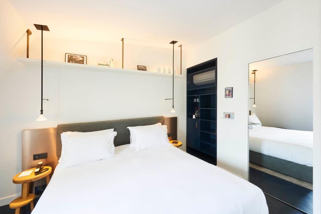 Двухместный (Улучшенный двухместный номер с 1 кроватью), Hôtel Amastan Paris