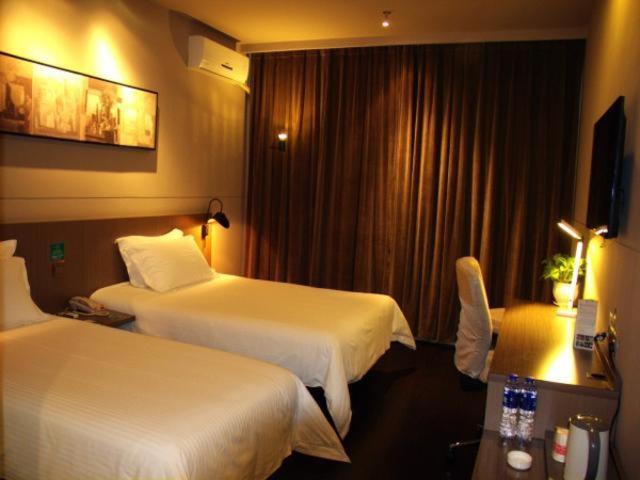 Jinjiang Inn Select Zhenzhou Dongfeng Road Technology Market photo 4
