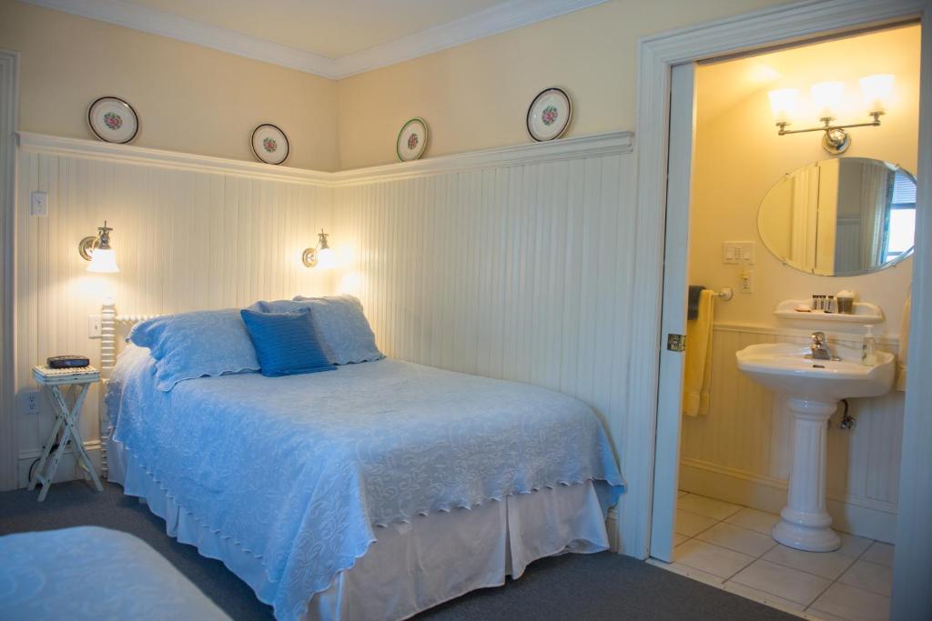 Dunlop Inn photo 3