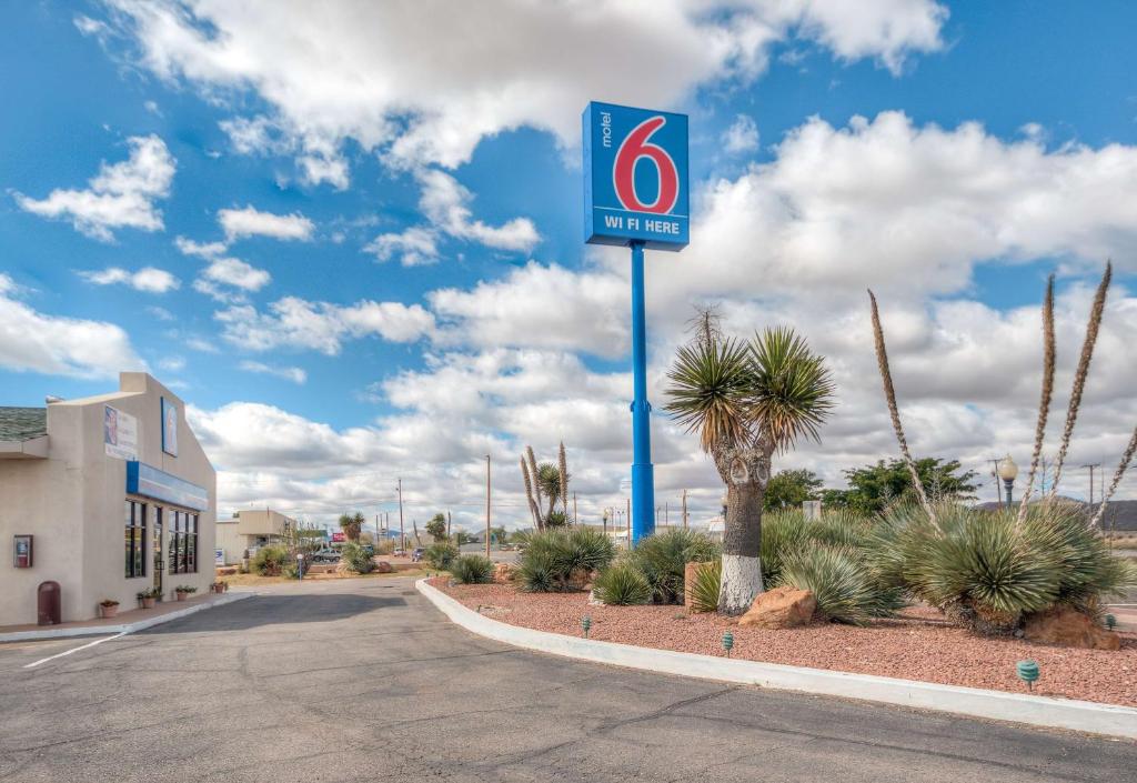 Motel 6-Van Horn, TX photo 4