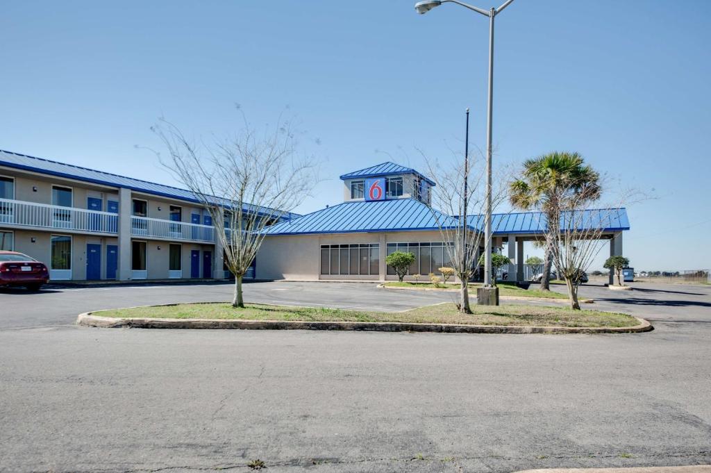 Motel 6-Jennings, LA photo 2