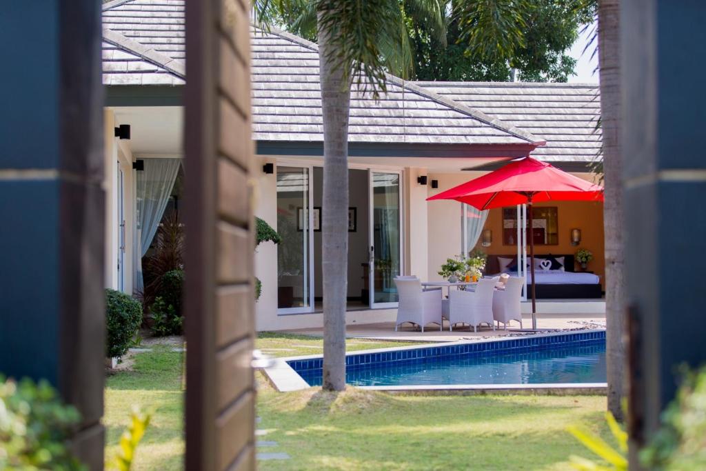 Lipa Talay Neung - Popular 3 Bed Pool Villa photo 4