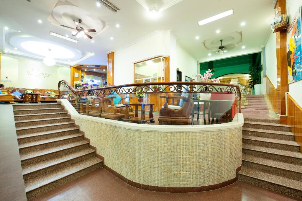 Khách sạn Palm Beach