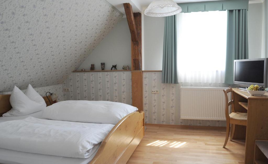 Landgasthof Zum Schwarzen Adler photo 1