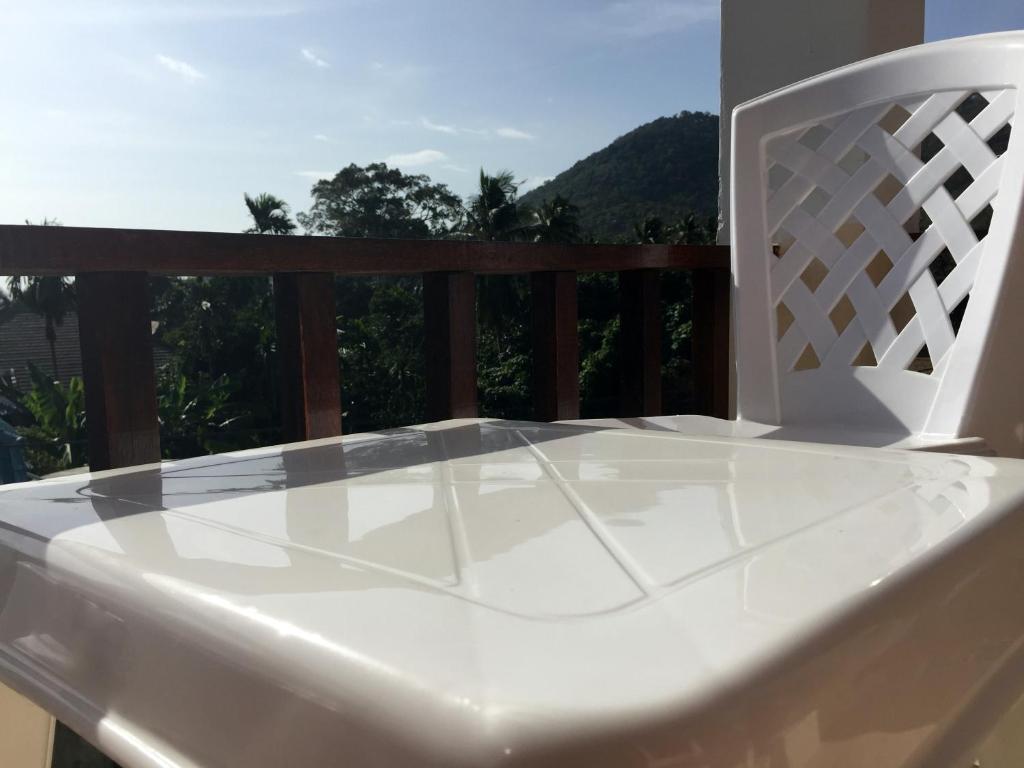 Двухместный (Двухместный номер с 2 отдельными кроватями и балконом), Summer Guesthouse and Hostel