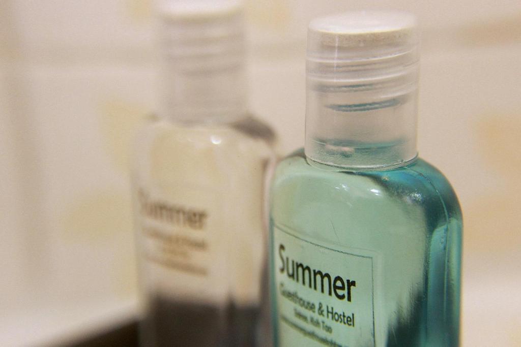 Двухместный (Двухместный номер с 2 отдельными кроватями и балконом), Summer Guesthouse and Hostel