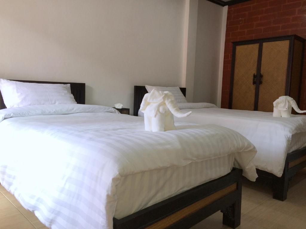 Двухместный (Двухместный номер с 2 отдельными кроватями и балконом), Summer Guesthouse and Hostel