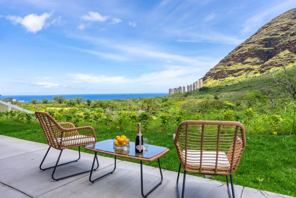 @ Marbella Lane - 2 master suites MT+Ocean Views - Tap to explore photos