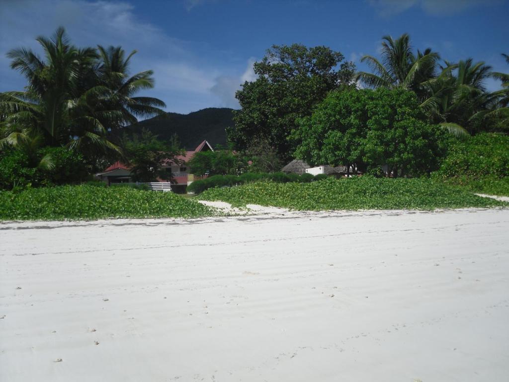 Amitie Chalets Praslin photo 3