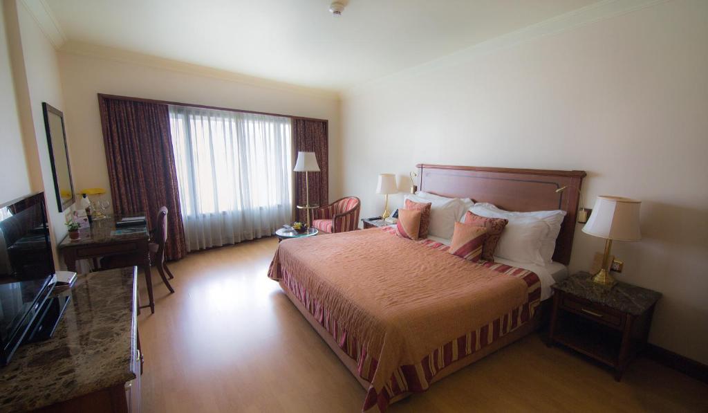 Двухместный (Клубный номер с правом посещения клубного лаунджа), The Orchid - An Ecotel Hotel