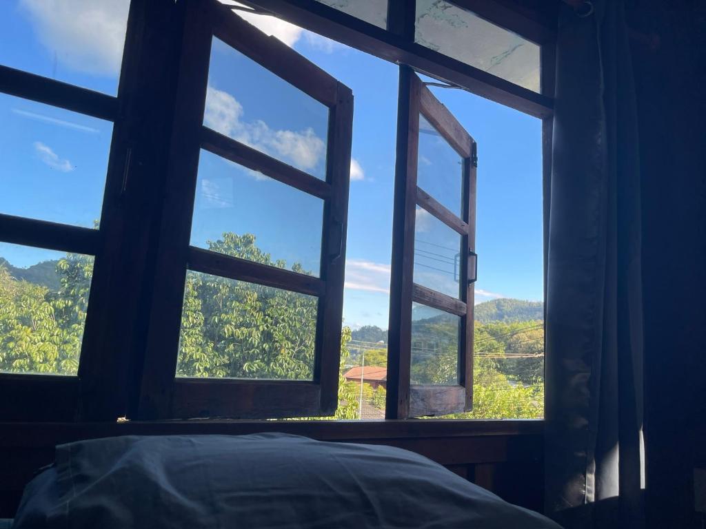 Stay with sumo homestay - Tap to explore photos
