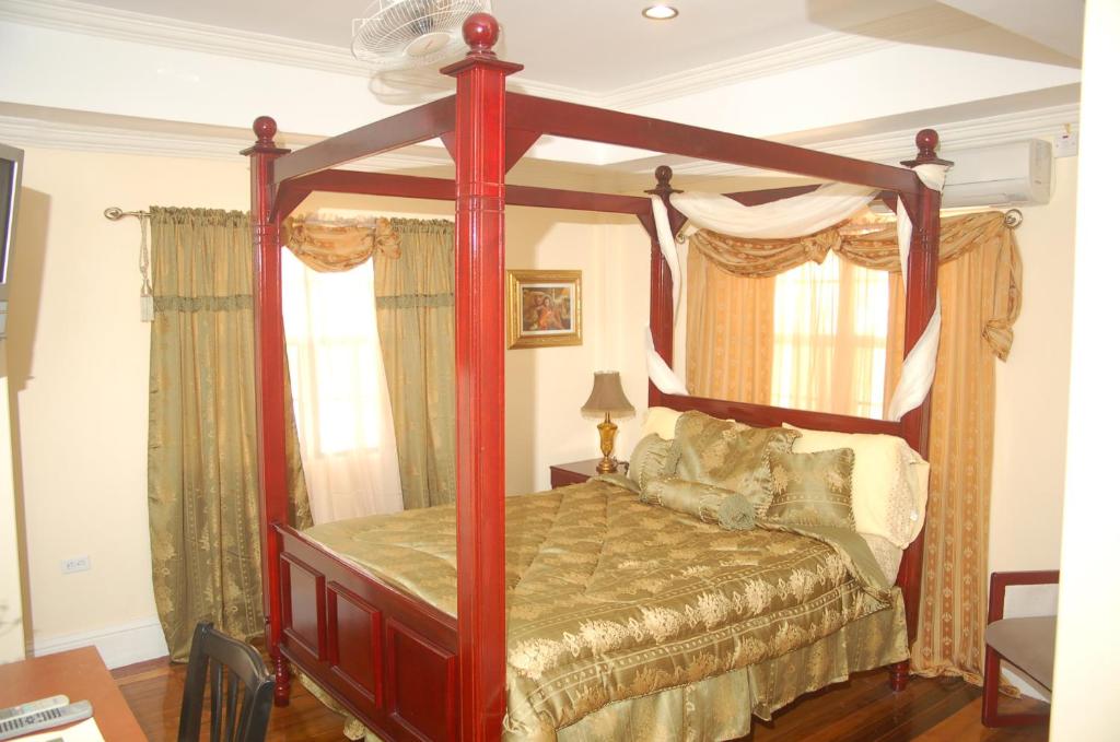 El Dorado Inn photo 2