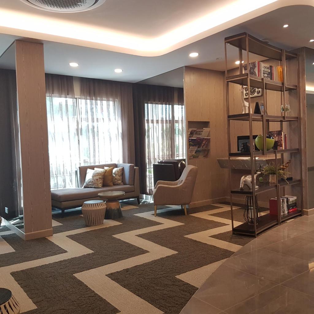 Khách Sạn Somerset Serviced Residences