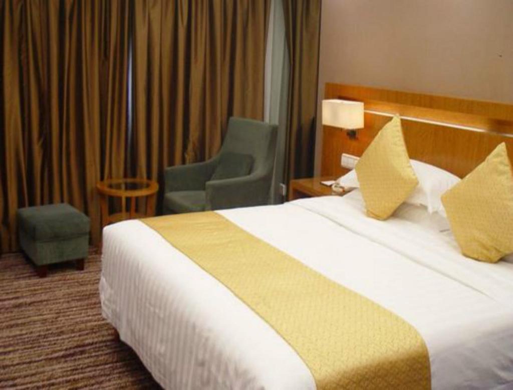 Двухместный (Представительский номер с кроватью размера «queen-size»), Qingdao KuaiTong International Hotel