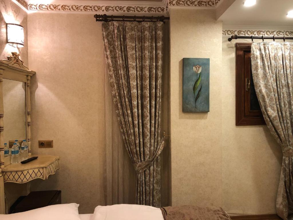 Kaftan Hotel Room Type - Budget Room