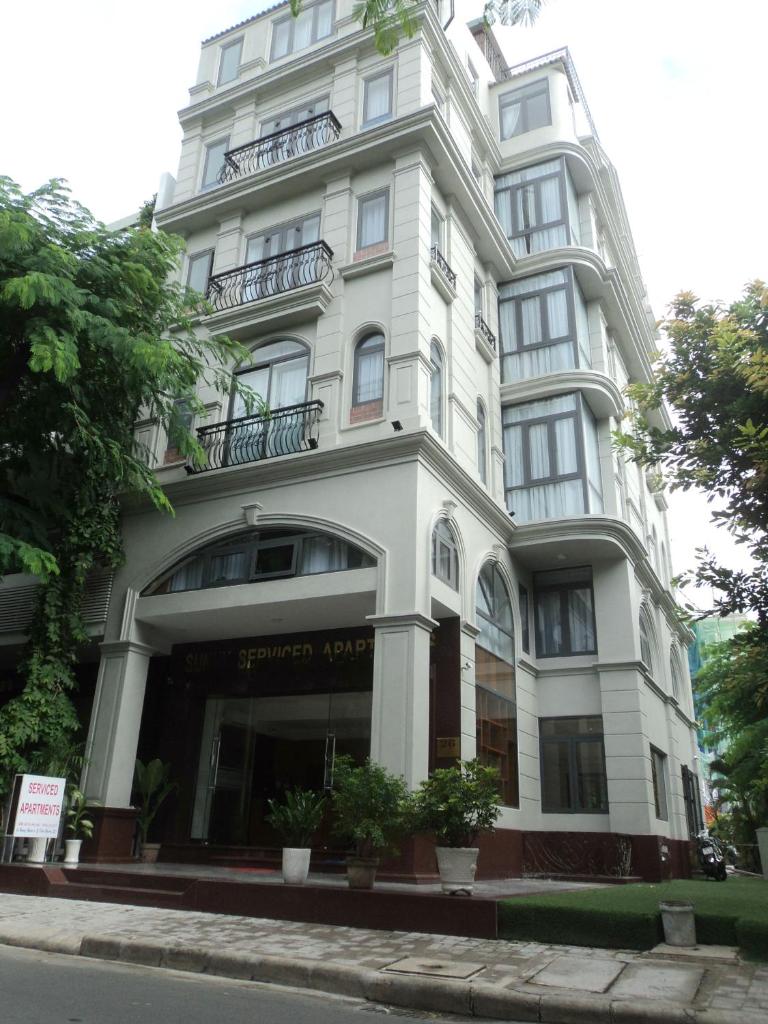 Sunny Hotel and Apartment