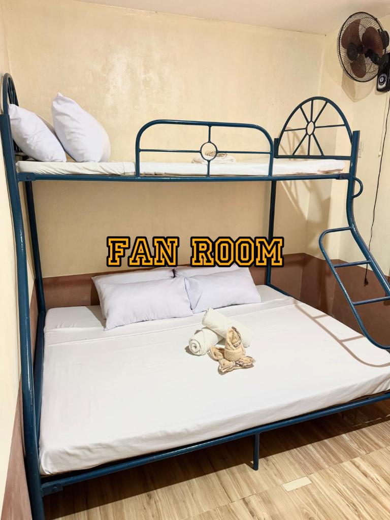 Juanito's Resort Room Type - Budget Triple Room