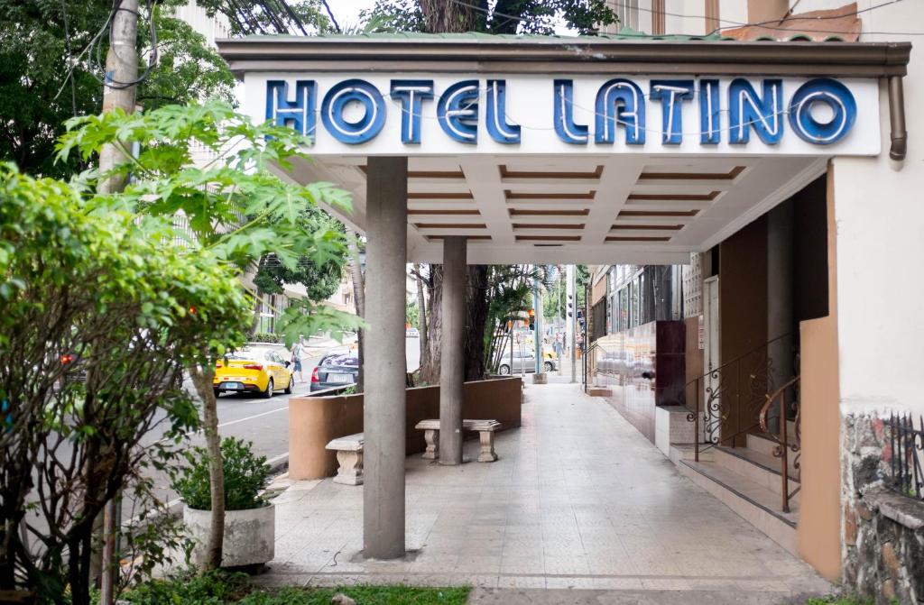 Hotel Latino photo 1
