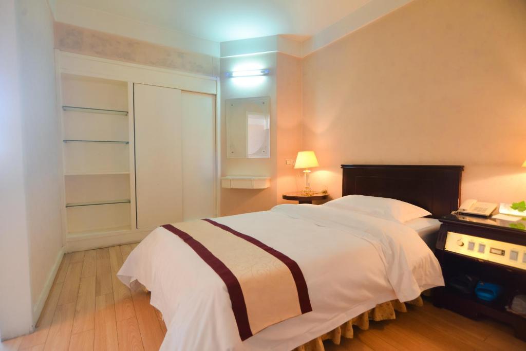 Двухместный (Бюджетный двухместный номер с 1 кроватью), Qinhuangdao Yang Cheng Hotel