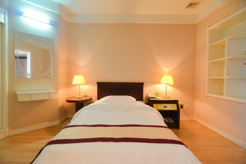 Двухместный (Бюджетный двухместный номер с 1 кроватью), Qinhuangdao Yang Cheng Hotel