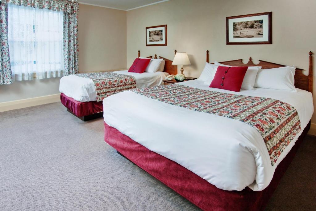 Harrison Hot Springs Resort & Spa photo 4