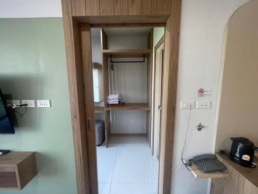 Baan Bangkok 97 Hotel Room Type - Deluxe Triple Studio