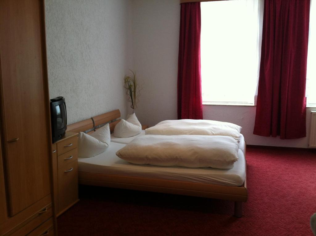 Hotel Zum Goldenen Löwen photo 1