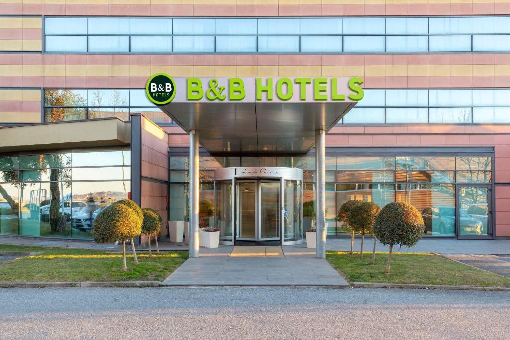 B&B Hotel Cherasco Langhe - Tap to explore photos