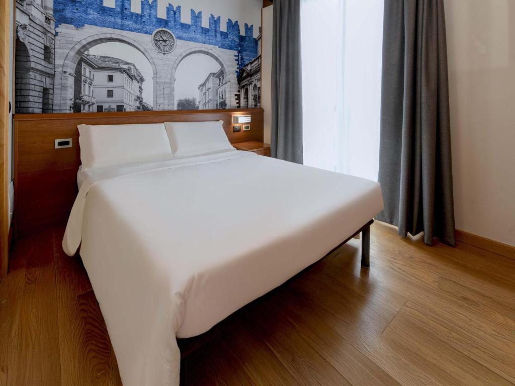 B&B Hotel Verona - Tap to explore photos