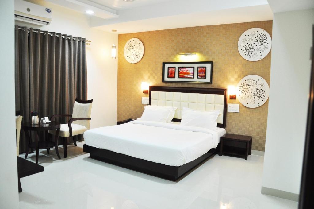 Hotel Krishna Inn, Aurangabad photo 1