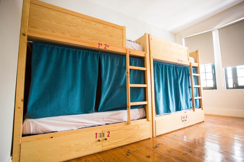 Номер (Кровать в общем 6-местном номере для женщин), Nice Way Porto Hostel